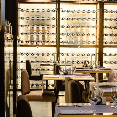 فندق Q Grand Cru غدانسك