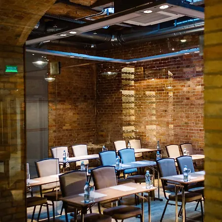 Q Grand Cru Hotel 4*