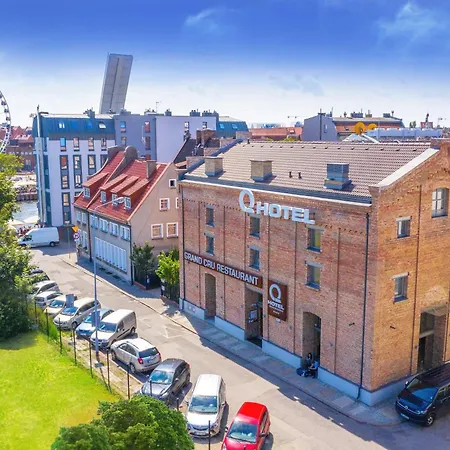 Q Grand Cru 4* Gdańsk