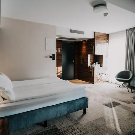 Q Grand Cru 4* Gdańsk