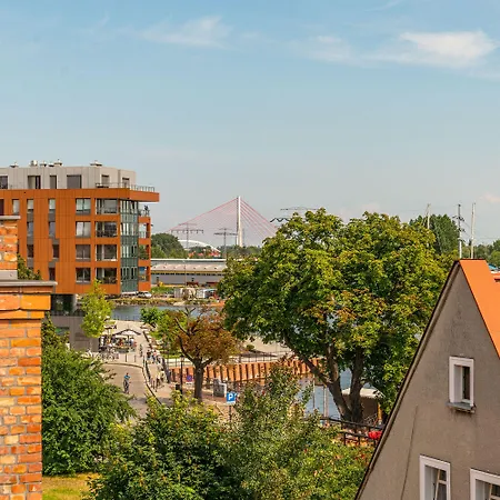 Q Grand Cru Szálloda