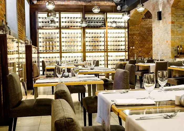 Q Grand Cru Hotel 4*