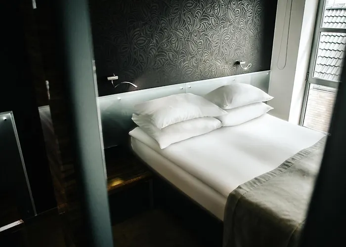 Q Grand Cru Hotel 4*