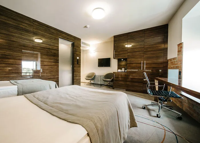 Hotel Q Grand Cru 4*