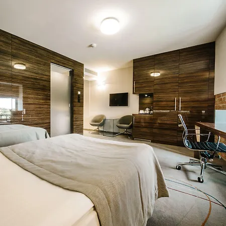 Hotel Q Grand Cru 4*